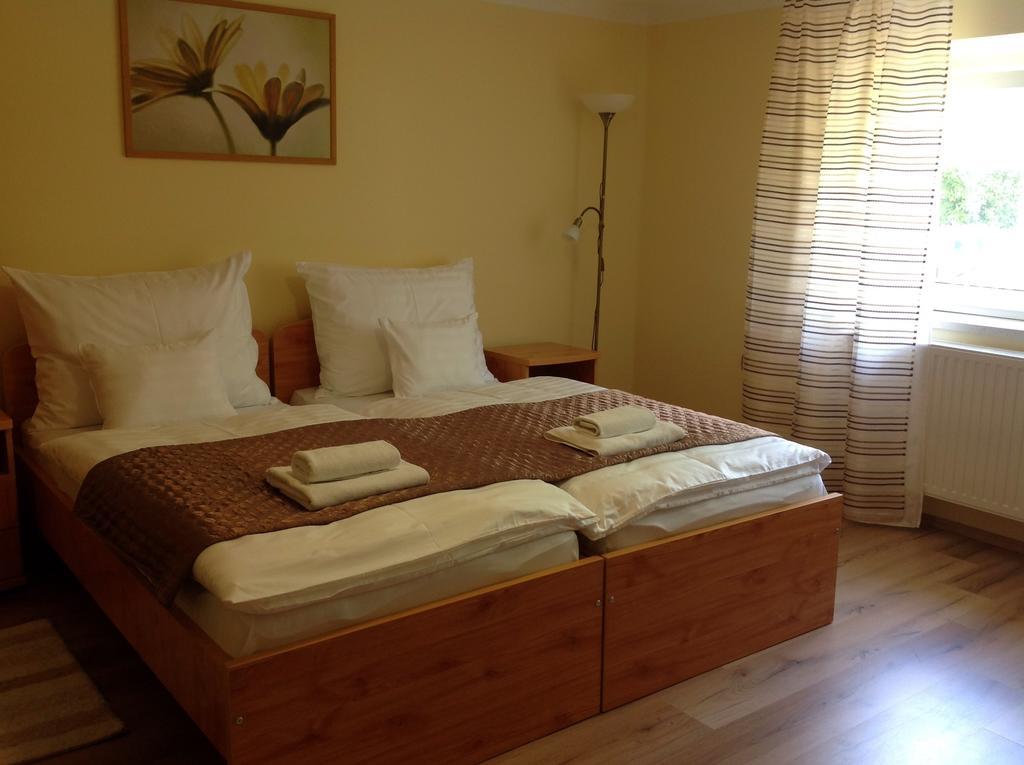 Honvéd Apartmanház Hévíz Habitación foto