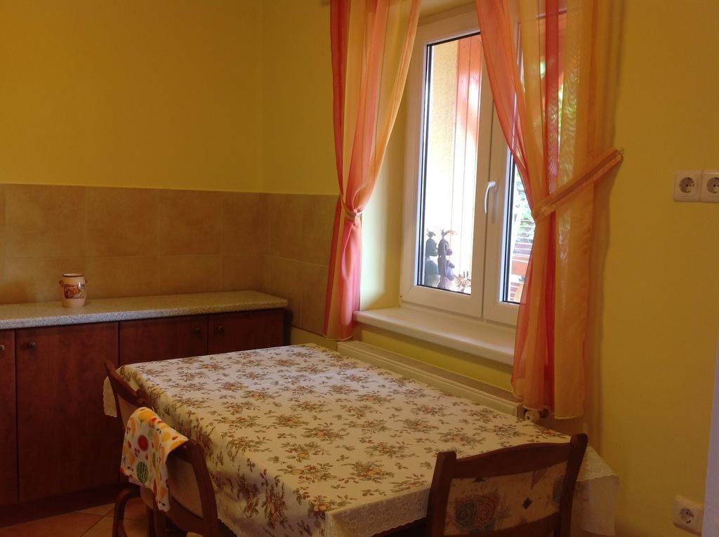 Honvéd Apartmanház Hévíz Habitación foto